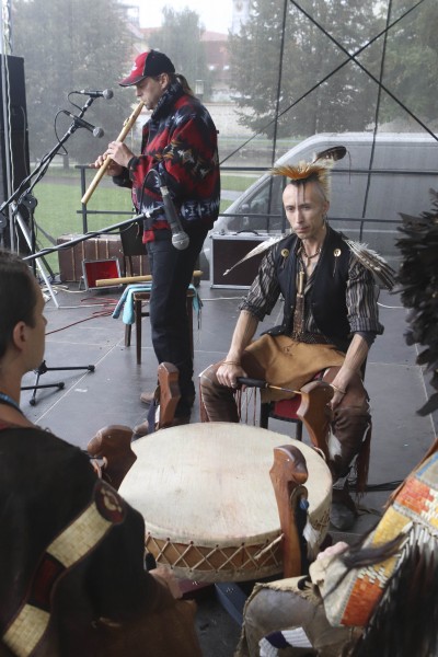 Wanbli ohitika singers